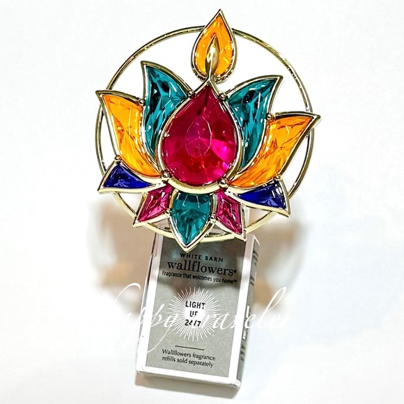 DIWALI LOTUS Nightlight Wallflowers Plug - Picture 1 of 3